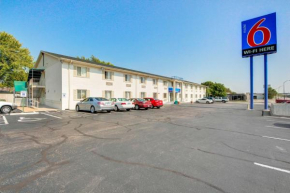  Motel 6-Wichita, KS  Уичита
